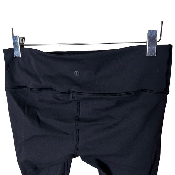 Lululemon Reveal Crop XL - Picture 5 of 6